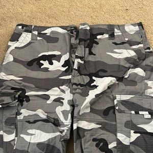 CSG men’s shorts